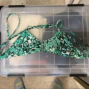 Jolyn Tomcat Top size L